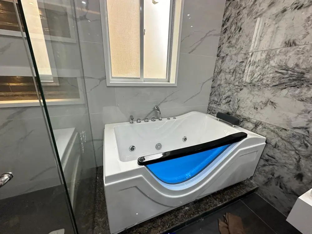 Villa 1 Bathroom Jacuzzi - completed by HomeX Constructions, Lahore